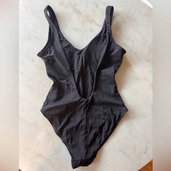 Andie black one piece swimsuit small, long torso - Picture 4 of 4